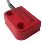 RECEPTOR PARA SENSOR MAGNETICO COMEPI SENTIDO DE CONEXIÓN IZQUIERDO 1NO+1NC IP67 24VDC 025A CABLE 2M (REQUIERE ACTUADOR MAGNETICO)