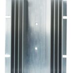 DISIPADOR DE CALOR DE ALUMINIO PARA 1 RELE DE ESTADO SOLIDO DE  10 A 100 AMP TAMAÑO 150X125X50MM, MARCA TM