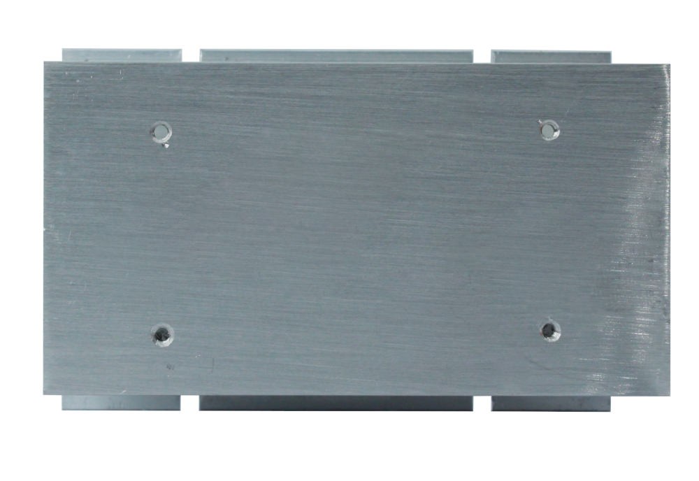 04-08-122_1.jpg DISIPADOR DE CALOR DE ALUMINIO PARA 2 RELE DE ESTADO SOLIDO DE 10 A 100 AMP TAMAÑO 150X80X80MM, MARCA TM - Image 1