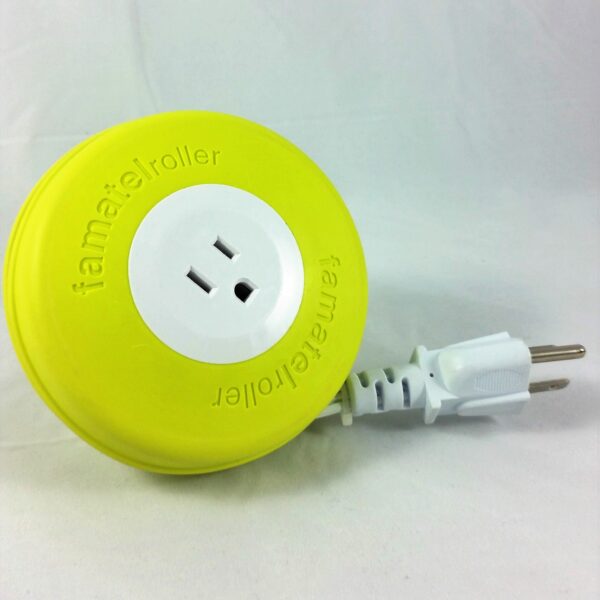 EXTENSION ENROLLABLE SENCILLA 2P+T  15A  125V 2 METROS DE CABLE