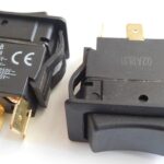 INTERRUPTOR EMPOT.2PX20A 125VAC PULS-OFF-PULS ARRIBA-ABAJO