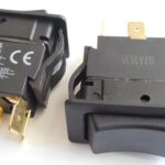 INTERRUPTOR PANEL 1P 36.8X21MM ON-OFF-ON 20/15A 125/277VAC