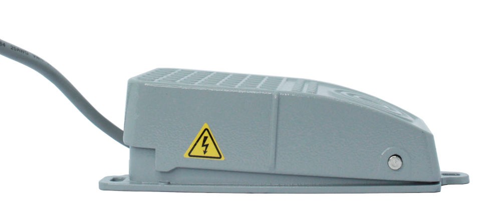 04-34-121_1.jpg INTERRUPTOR DE PEDAL ALUMINIO, 1PDT, 10A 250VAC, IP54 MARCA TM - Image 1