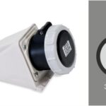 TOMA INDUSTRIAL MONTAJE DE SOBREPONER (PARCHE) CORRIENTE 32 AMP CONFIGURACION ELECTRICA 3 POLOS + TIERRA COLOR NEGRO NIVEL DE TENSION 600-690V 50-60HZ HORARIO 7H GRADO DE PROTECCION IP67