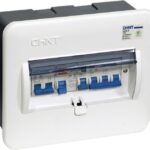 CENTRO DE CARGAS MARCA CHINT SERIE NX8 DE 8 ESPACIOS DE EMPOTRAR BASE PLASTICA Y TAPA PLASTICA CON VISOR GRADO DE PROTECCION IP30 NORMADO IEC/EN 60439-3