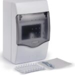 CENTRO CARGA 4 ESP SOBREPONER PUERTA TRANSPARENTE IP40 195X120X100MM 3604-TB NUOVA FAMATEL