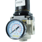 REGULADOR DE PRESION CON MANOMETRO, RANGO DE PRESION 7-145PSI, FLUJO HASTA 6000 L/MIN, 1/2 PULG NPT
